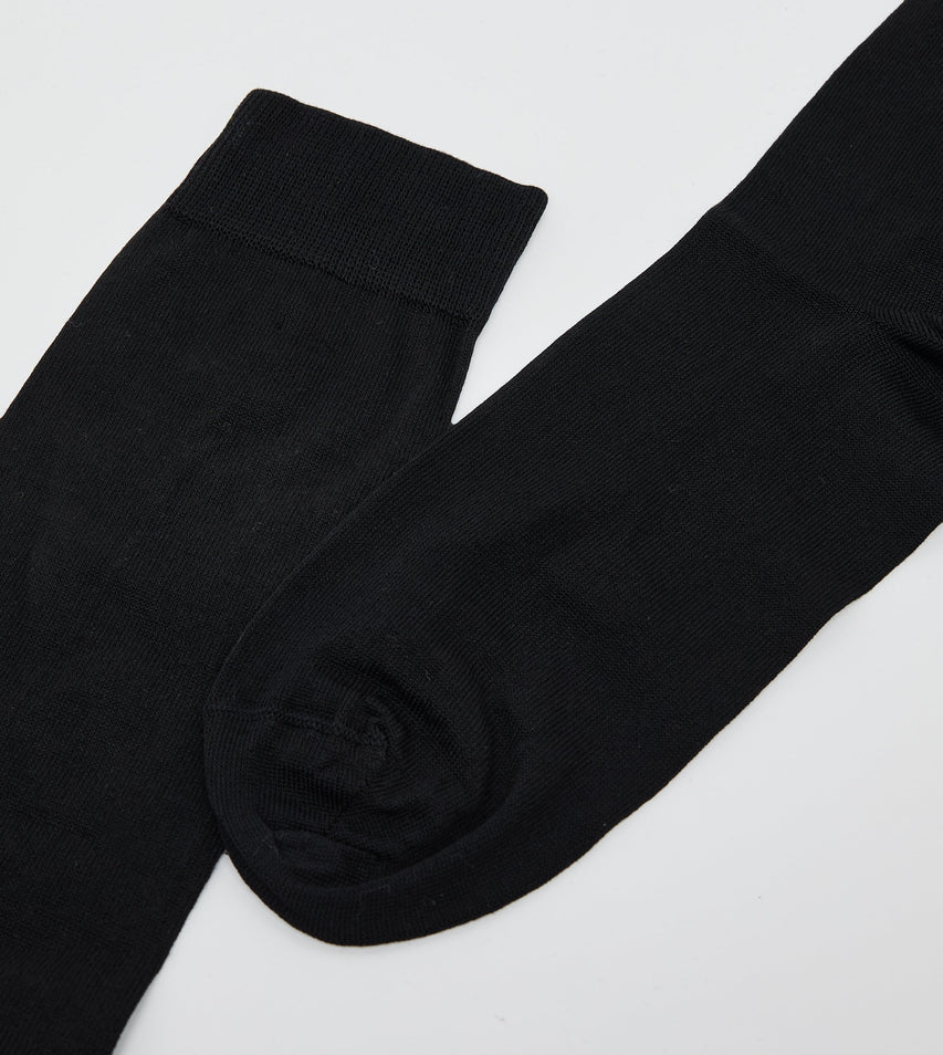 Steve Madden black dress socks, fabric detail - view 3