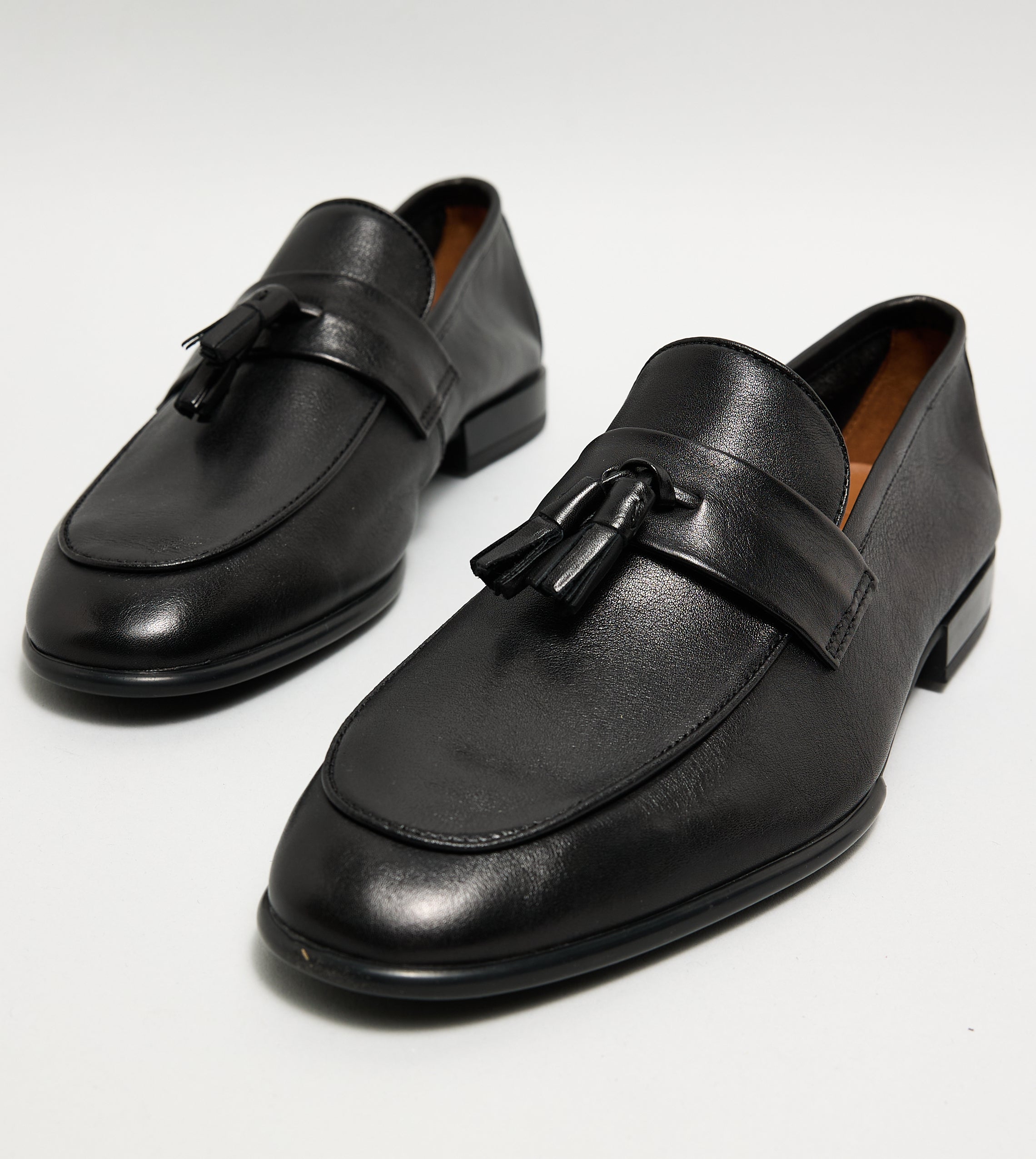 Swifton Men's Black Loafers — alternate view 5