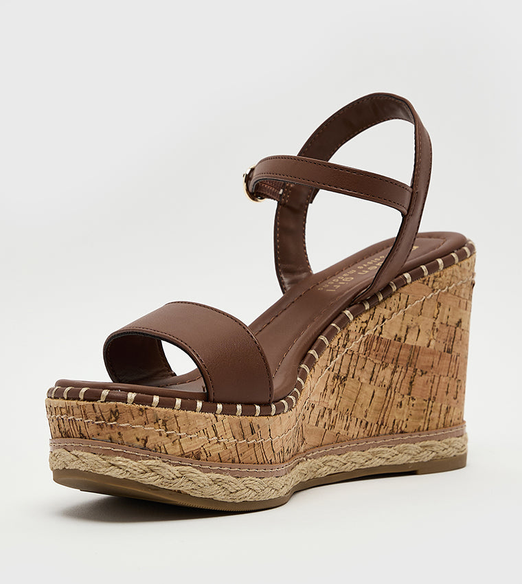 Summeer Women's Cognac Patent Heels - view 2