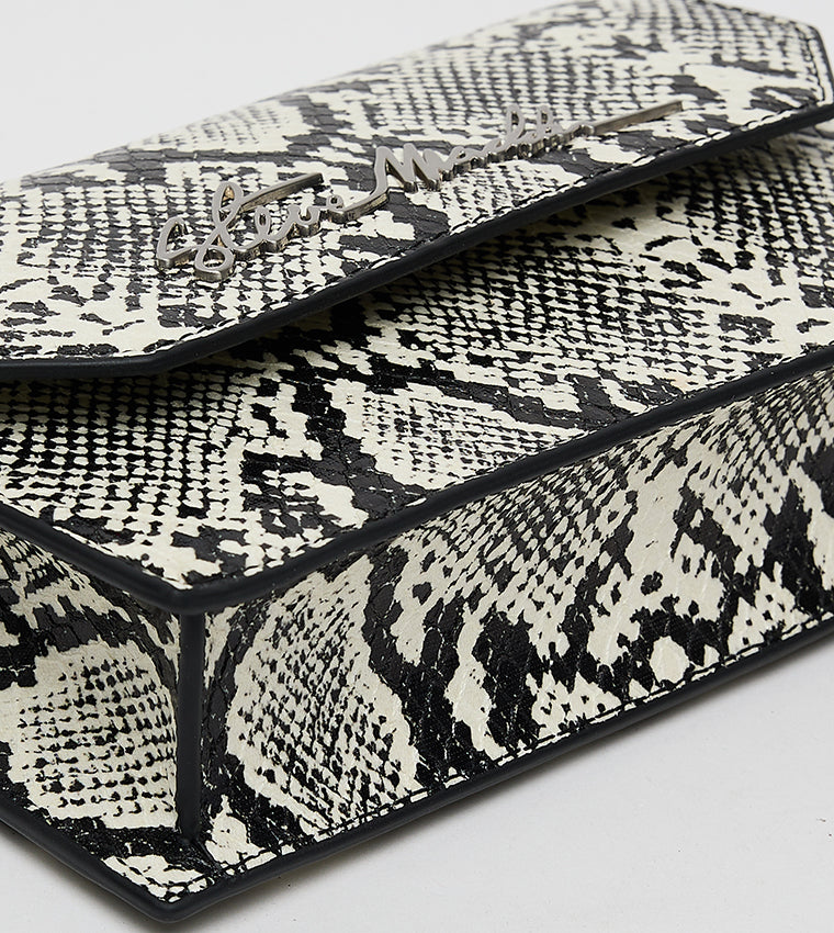 Bfearcee Black/White Women's Crossbody Bag - view 4