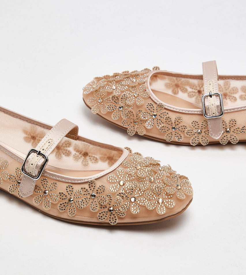 Wildlife Women's Beige Ballet Flats - view 7