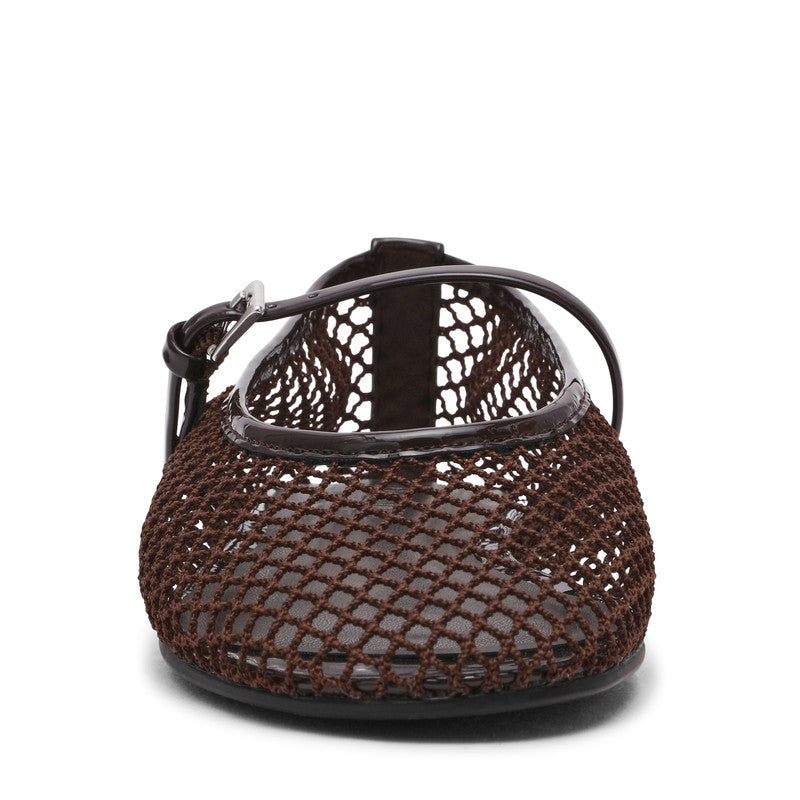 Steve Madden Mags women's brown ballet flat, rear view