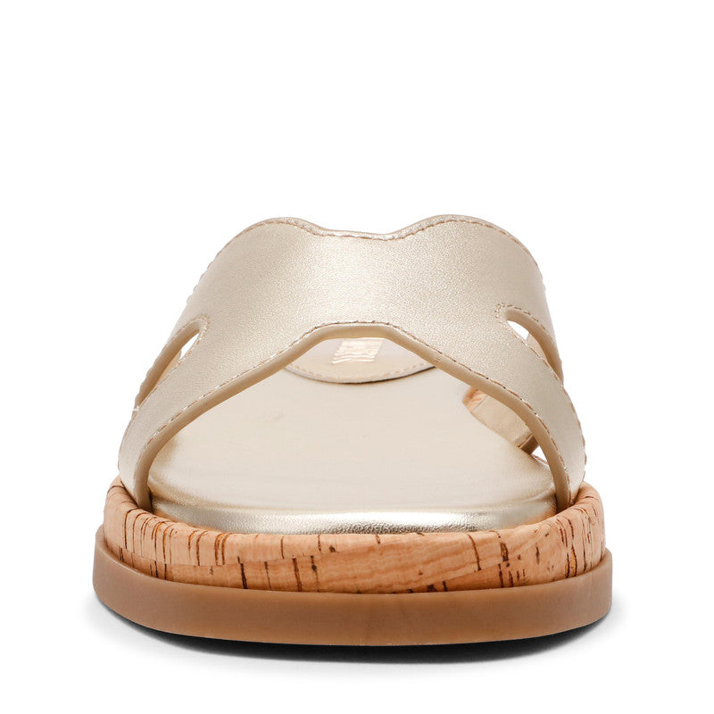 Steve Madden Benchmark women's gold leather flat sandals, sole view