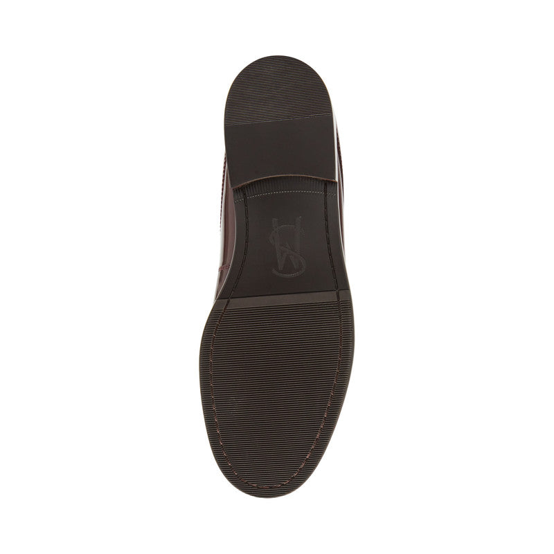 Steve Madden Abbott men's burgundy leather loafers, back view