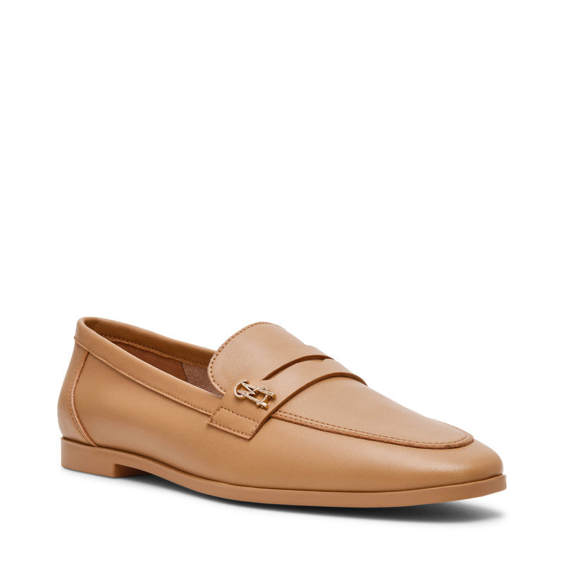 Steve Madden Chaste women's tan leather loafers, featured product view