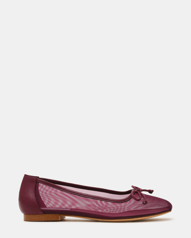 Flaire Wine Women's Ballet Flats – Steve Madden